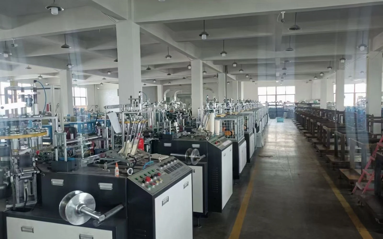 Paper cup machine workshop used for foundation leveling and anchor bolt inspection planning