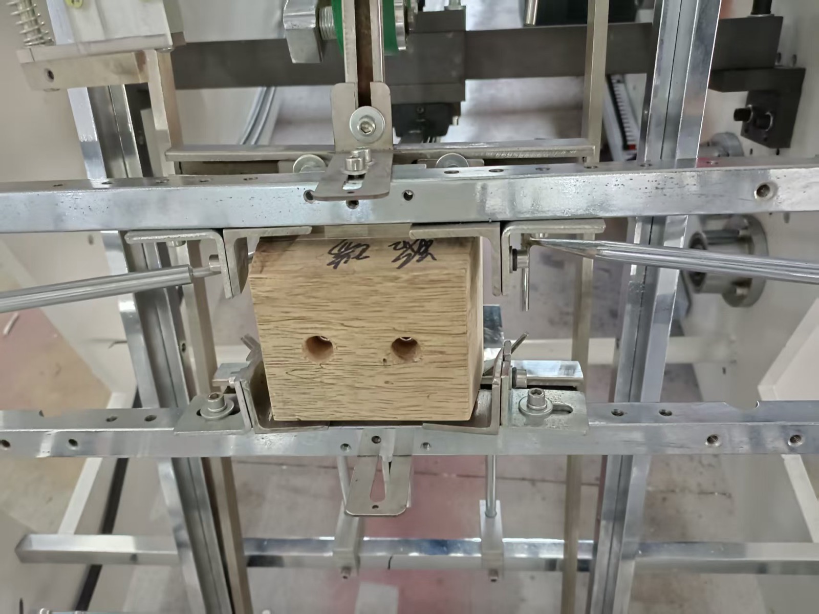 Hamburger box machine mold and blank detail